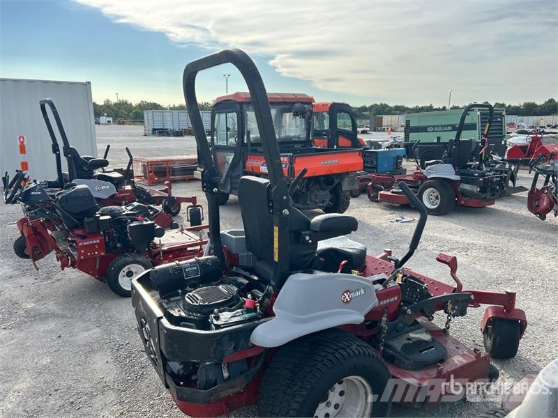 Exmark Lazer Z S-Series Ride-On Lawn Mower Samojízdné sekačky