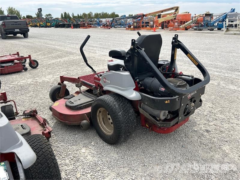 Exmark Lazer Z S-Series 4x2 Ride-On Lawn Mower ركوب الحشائش