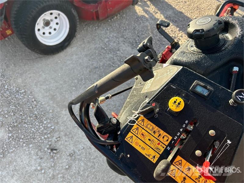 Exmark Staris E Series 4x2 Walk-Behind Lawn Mower Samojízdné sekačky