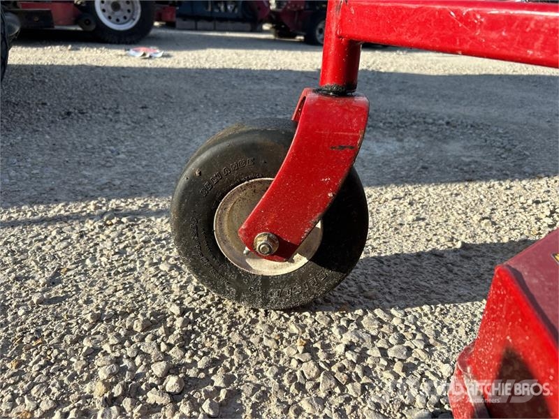 Exmark Staris E Series 4x2 Walk-Behind Lawn Mower Samojízdné sekačky