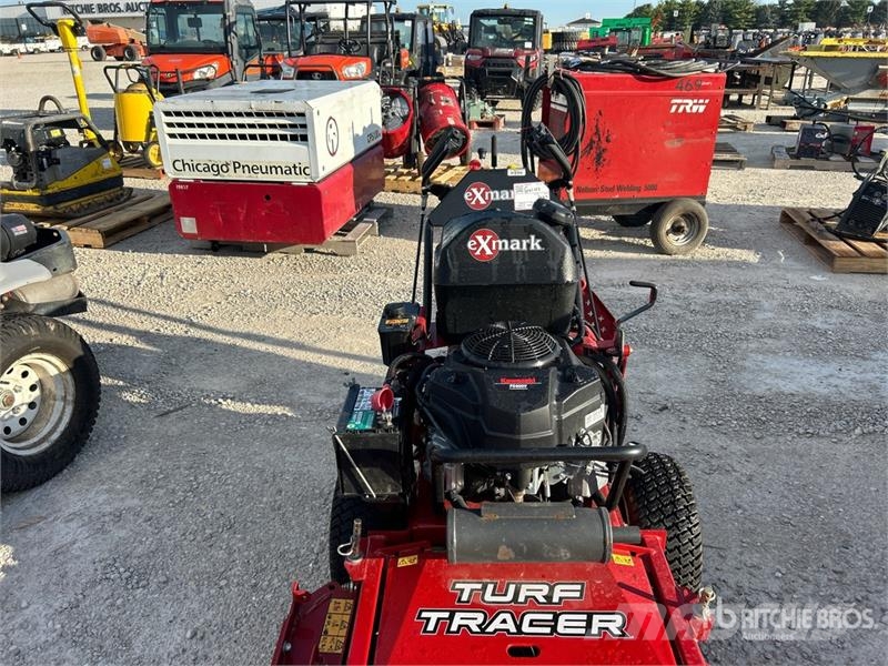 Exmark Staris E Series 4x2 Walk-Behind Lawn Mower Samojízdné sekačky