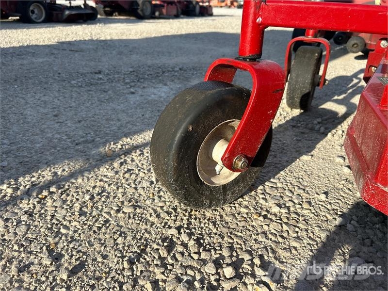 Exmark Staris E Series 4x2 Walk-Behind Lawn Mower Samojízdné sekačky