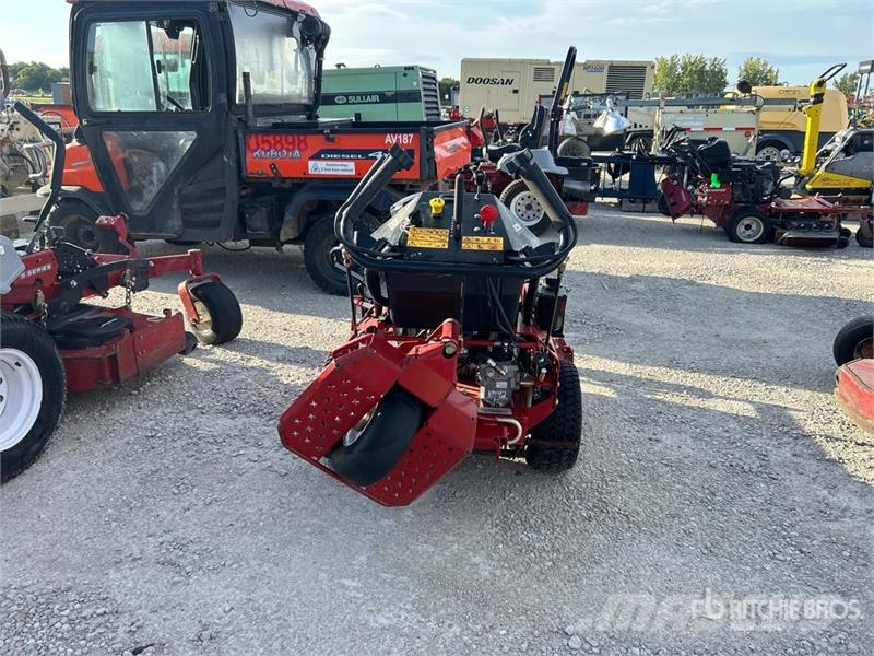 Exmark Staris E Series 4x2 Walk-Behind Lawn Mower Samojízdné sekačky