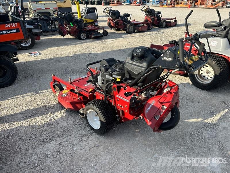 Exmark Staris E Series 4x2 Walk-Behind Lawn Mower Samojízdné sekačky