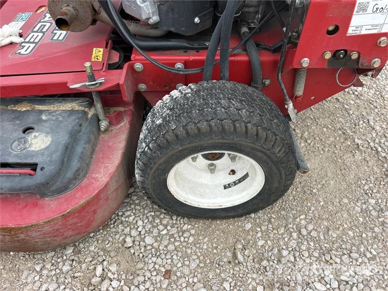 Exmark Turf Tracer S-Series Stand-On Lawn Mower Traktorske kosilice