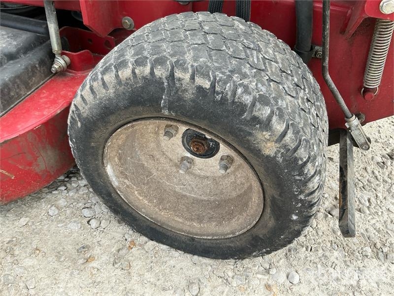 Exmark Turf Tracer S-Series 4x2 Walk-Behind Rough 48 in L ركوب الحشائش