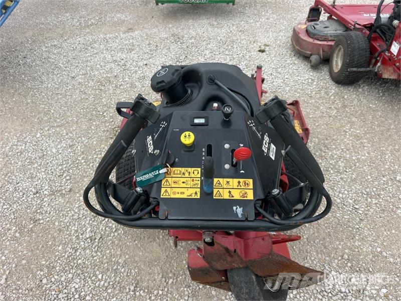 Exmark Turf Tracer S-Series Stand-On Lawn Mower Traktorske kosilice