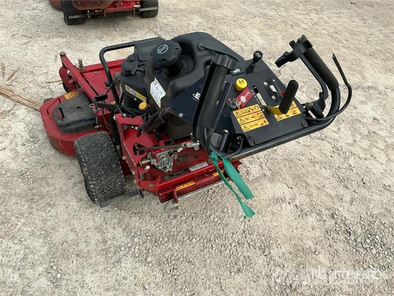 Exmark Turf Tracer S-Series 4x2 Walk-Behind Rough 48 in L ركوب الحشائش