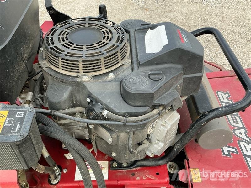 Exmark Turf Tracer S-Series Stand-On Rough Lawn Mower ركوب الحشائش