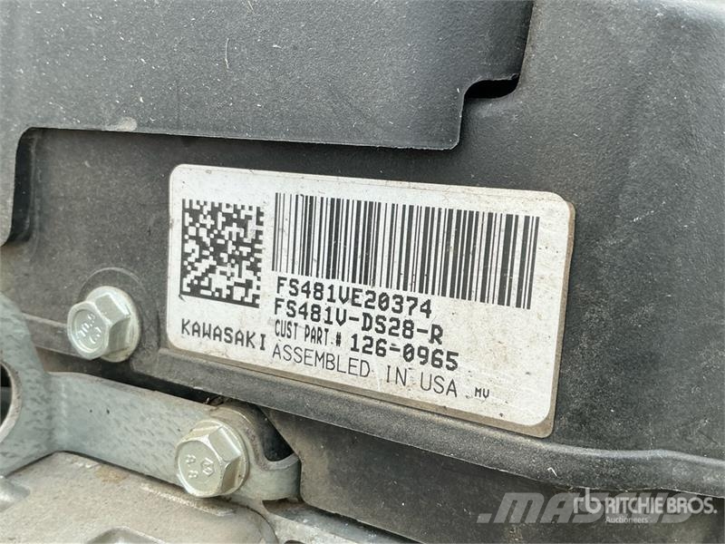 Exmark Turf Tracer S-Series Stand-On Rough Lawn Mower ركوب الحشائش