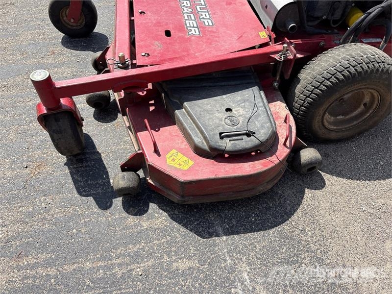 Exmark Turf Tracer X-Series Stand-On Lawn Mower Päältäajettavat ruohonleikkurit