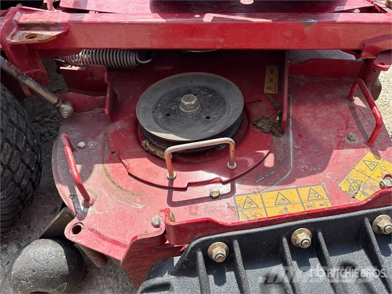 Exmark Turf Tracer X-Series Stand-On Lawn Mower Trattorini tagliaerba