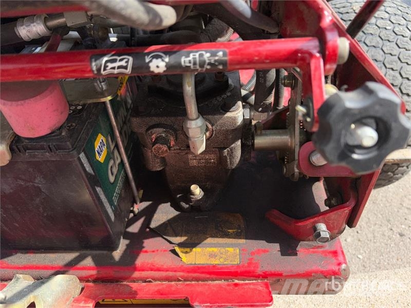 Exmark Turf Tracer X-Series 4x2 Walk-Behind Lawn Mower Cortadores de grama