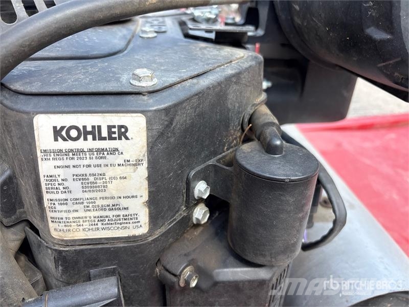 Exmark Turf Tracer X-Series Stand-On Lawn Mower Päältäajettavat ruohonleikkurit