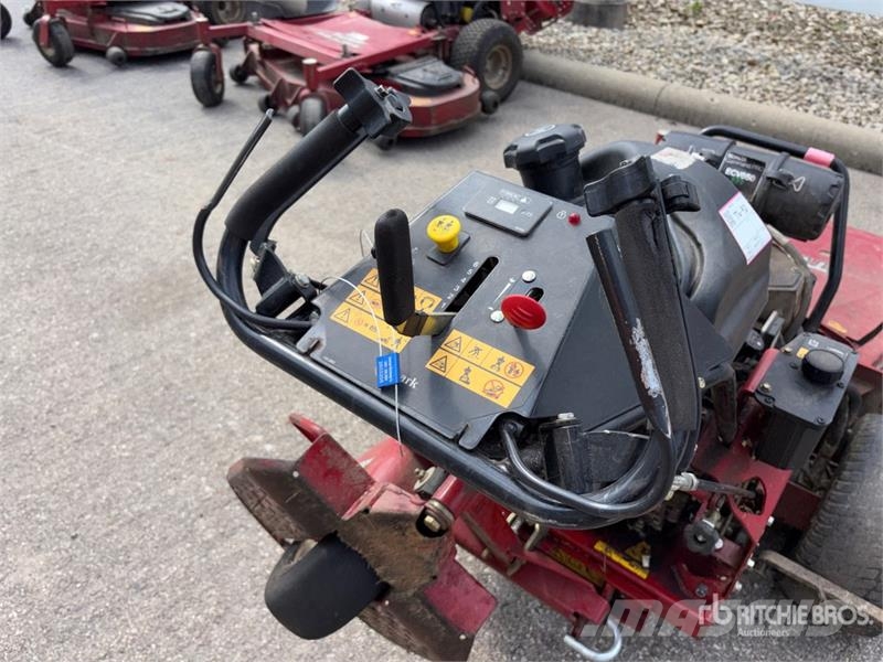 Exmark Turf Tracer X-Series 4x2 Walk-Behind Lawn Mower Cortadores de grama