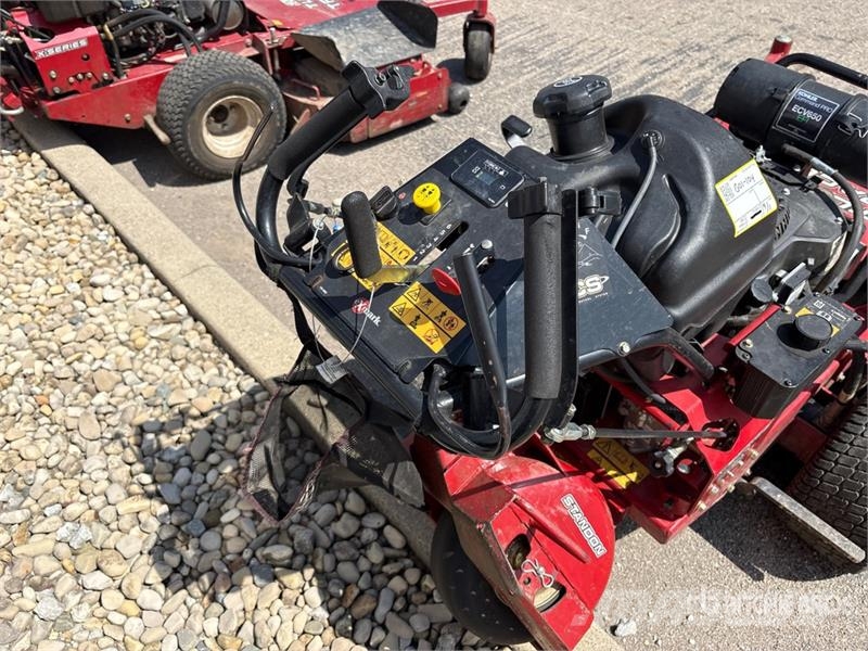 Exmark Turf Tracer X-Series Stand-On Lawn Mower Päältäajettavat ruohonleikkurit