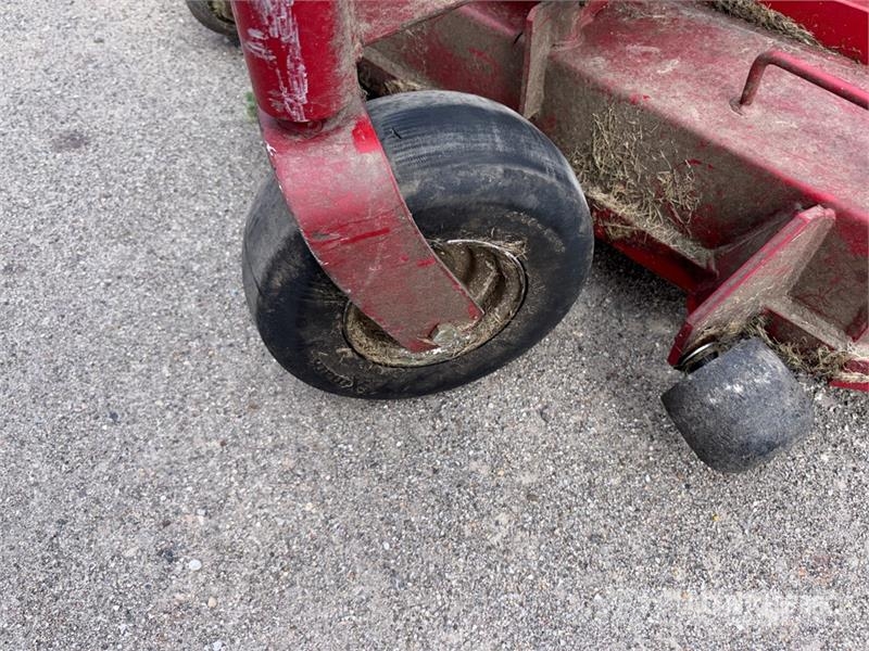 Exmark Turf Tracer X-Series 4x2 Walk-Behind Lawn Mower Cortadores de grama
