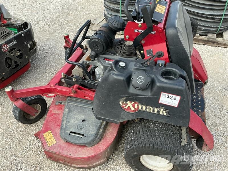 Exmark Vertex S Series 4x2 Stand-On Lawn Mower ركوب الحشائش