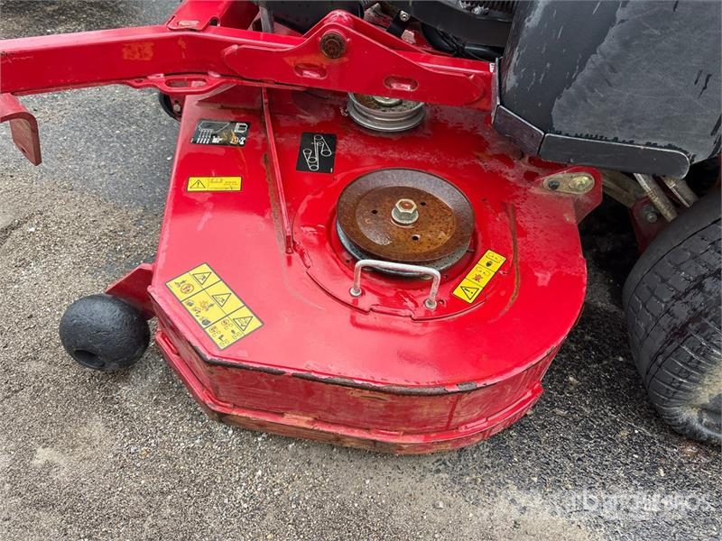 Exmark Vertex S Series Stand-On Lawn Mower ركوب الحشائش