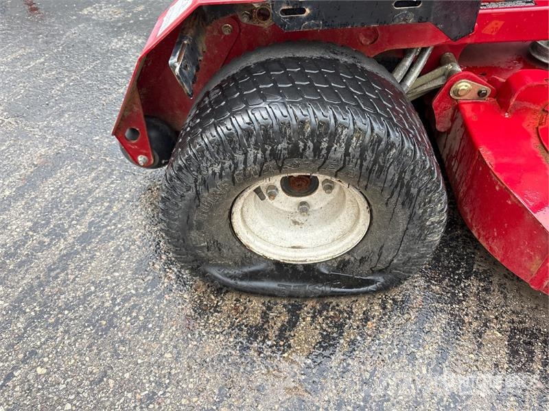 Exmark Vertex S Series Stand-On Lawn Mower ركوب الحشائش