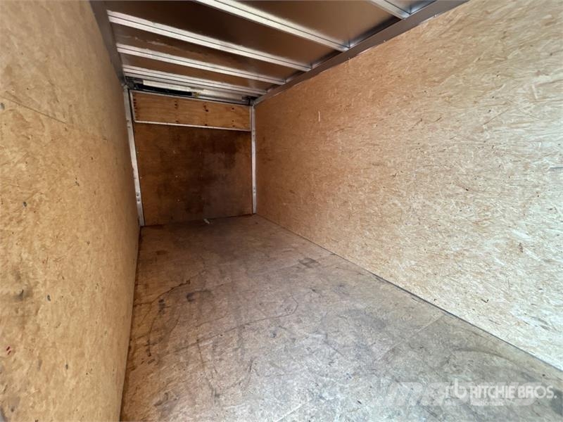 EZ Hauler 16 ft T/A Enclosed Trailer Gesloten opbouw trailers