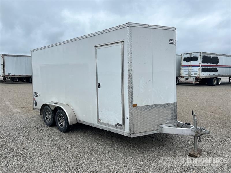 EZ Hauler 16 ft T/A Enclosed Trailer Gesloten opbouw trailers