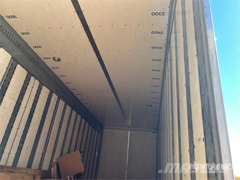 Featherlite 48 ft x 102 in T/A Van Trailer Sanduk prikolice