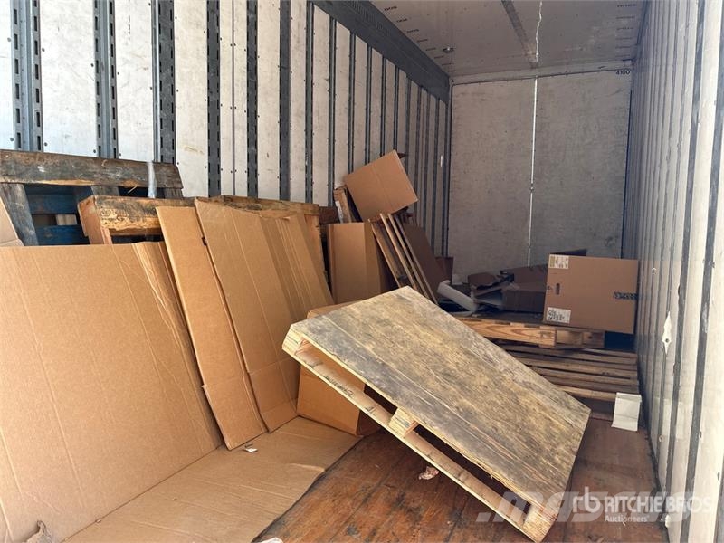 Featherlite 48 ft x 102 in T/A Van Trailer Sanduk prikolice
