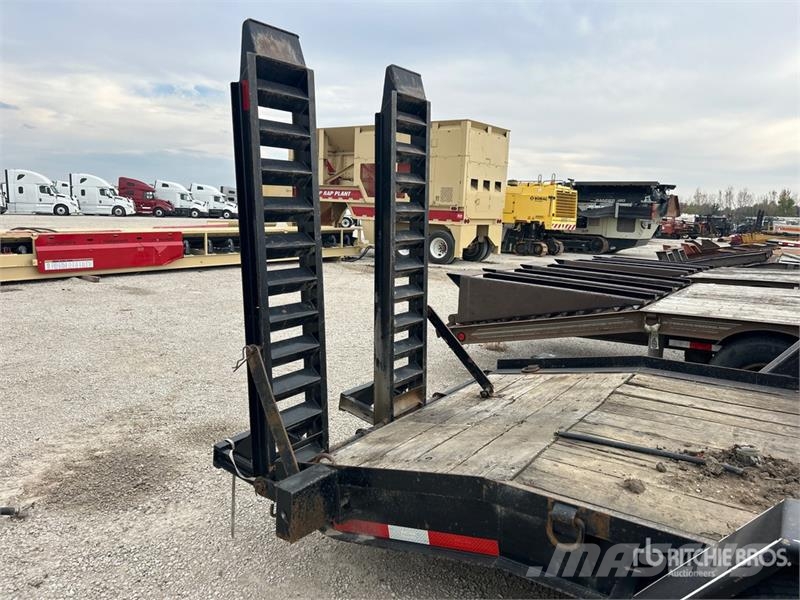 Felling 25 ft T/A Equipment Trailer Remolques para transporte de vehículos
