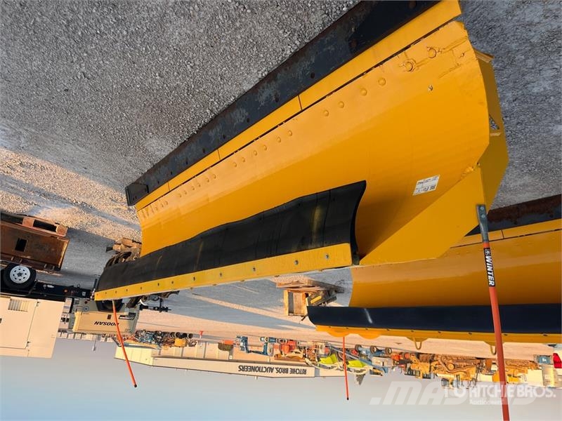  Flink 12 ft Snow Plow Snow blades and plows