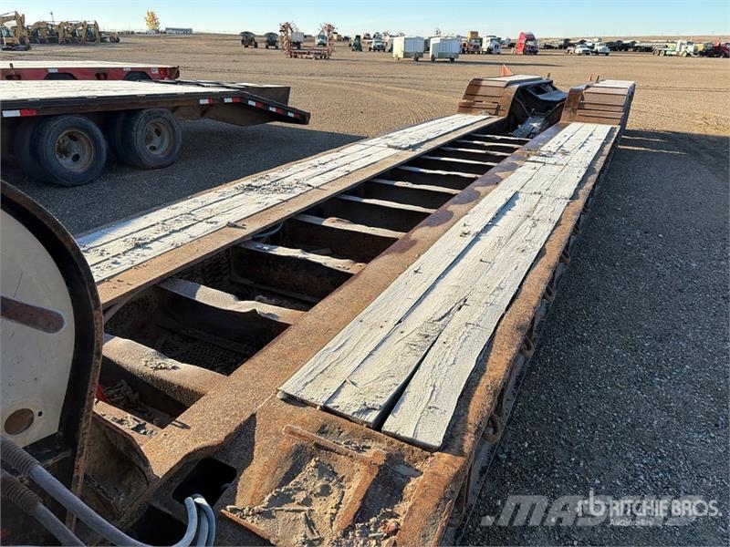 Fontaine 55T Tri/A Removable Gooseneck Lowboy Trailer Blokvogn