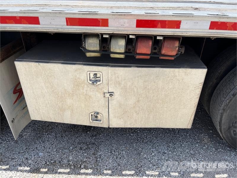 Fontaine HAICF12WSA 80000 lb 48 ft T/A Spread Axle Flatbed  Valníky