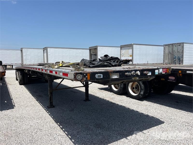Fontaine HAICF12WSA 80000 lb 48 ft T/A Spread Axle Flatbed  Valníky