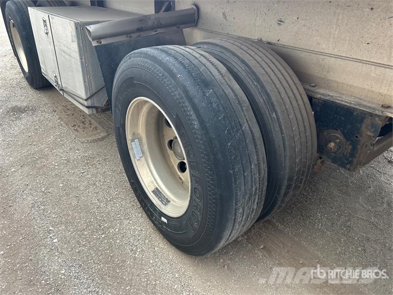 Fontaine HAR5212WSA 48 ft T/A Spread Axle Flatbed Trailer مقطوروات مسطحة/مفصلية الجوانب