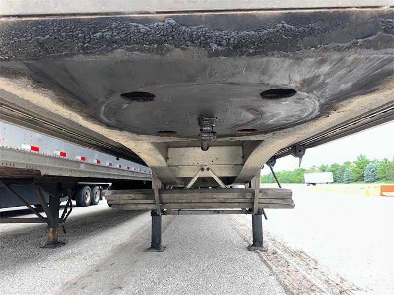 Fontaine HAR5212WSA 48 ft T/A Spread Axle Curtain Side Trai Curtainsideranhänger