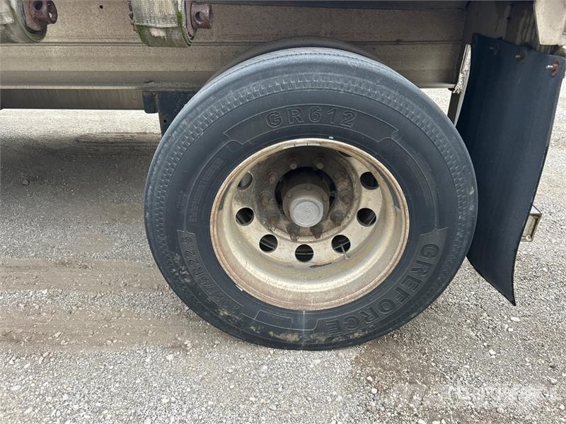 Fontaine HAR5212WSA 48 ft T/A Spread Axle Flatbed Trailer مقطوروات مسطحة/مفصلية الجوانب