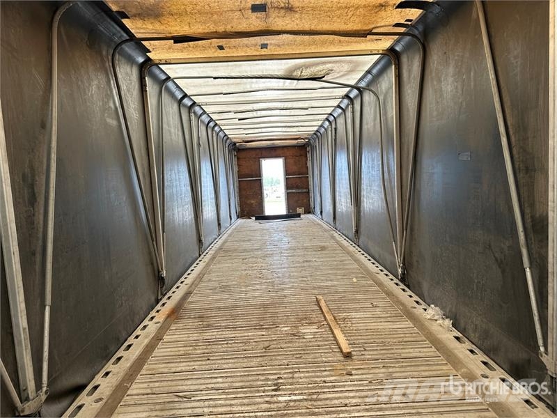 Fontaine HAR5212WSA 48 ft T/A Spread Axle Curtain Side Trai Curtainsideranhänger