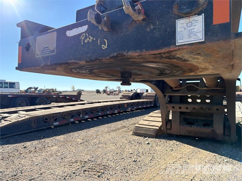 Fontaine T50S Tri/A Removable Gooseneck Lowboy Trailer Low loaders