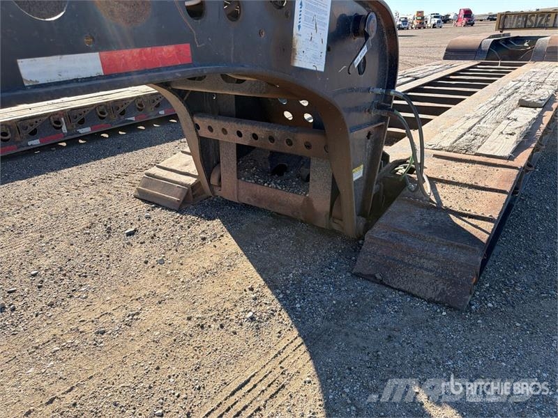 Fontaine T50S Tri/A Removable Gooseneck Lowboy Trailer Low loaders
