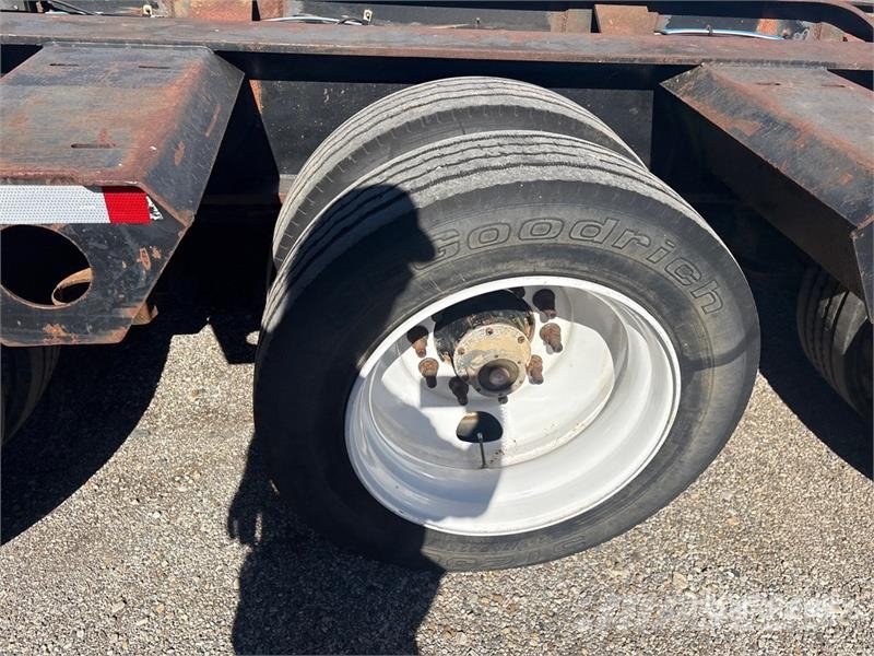 Fontaine TH55 110000 lb Tri/A Lowboy Trailer Низкорамные прицепы
