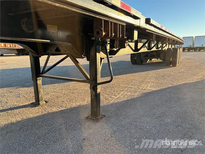 Fontaine Tri/A 53 ft - 90 ft Extendable Flatbed Trailer Platformos / Pakrovimas iš šono