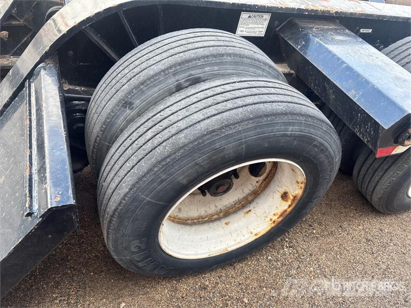 Fontaine Tri/A Lowboy Trailer ローローダー