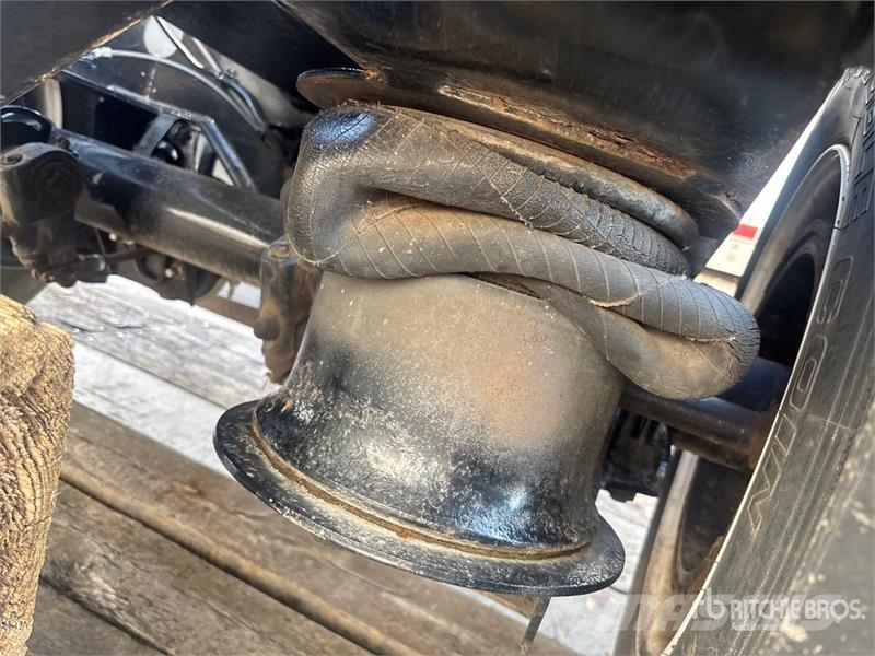 Fontaine Tri/A Lowboy Trailer ローローダー