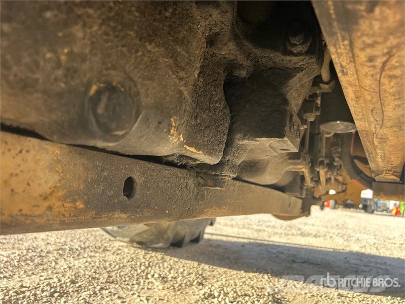 Ford 455D Chargeuse sur pneus