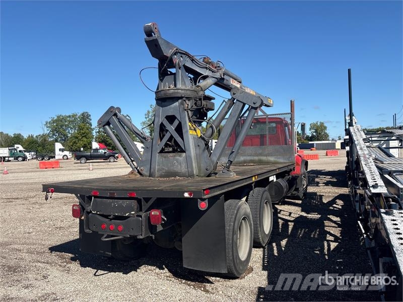 Ford 60-26 6000 lb Straight Boom on Ford 6x4 Boom Truck Kranwagen
