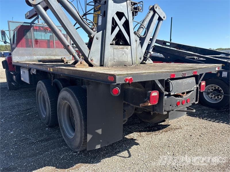 Ford 60-26 6000 lb Straight Boom on Ford 6x4 Boom Truck Kranwagen