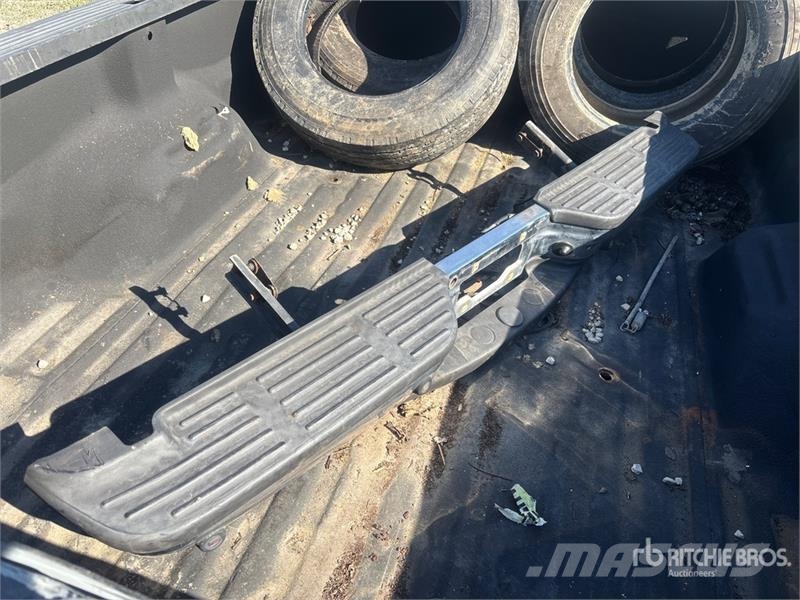 Ford 8 ft Pickup Truck Bed Transportas - Kita