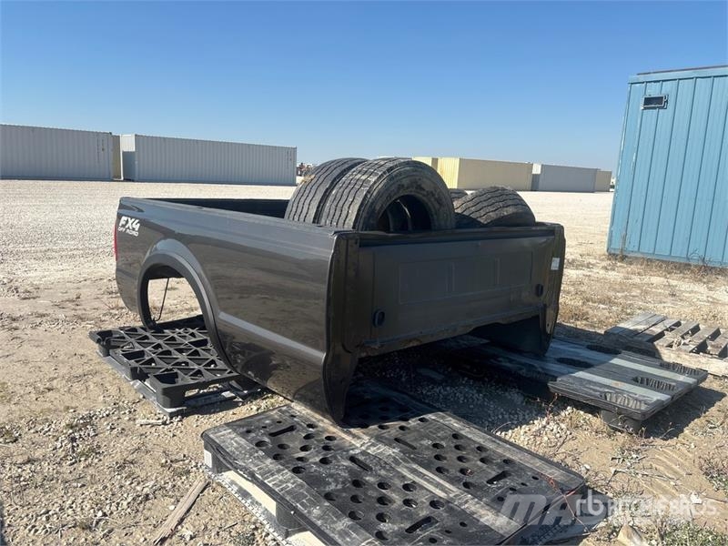 Ford 8 ft Pickup Truck Bed Transportas - Kita
