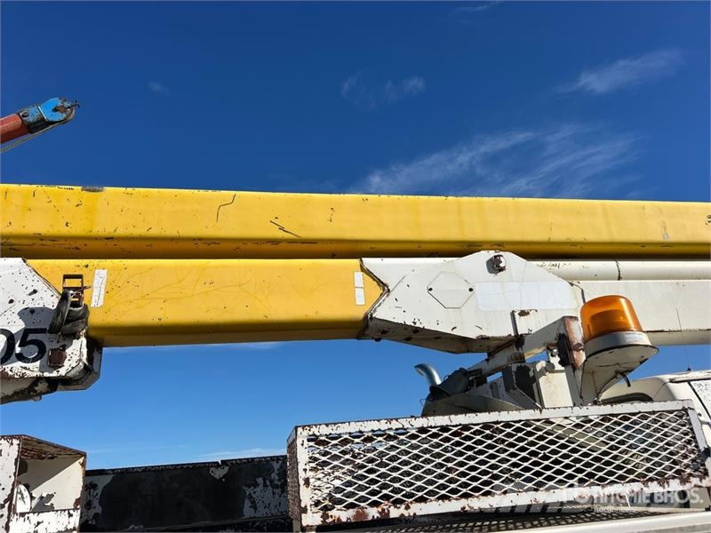 Ford 805 on Ford F-800 4x2 Bucket Truck Lastbilmonterede lifte