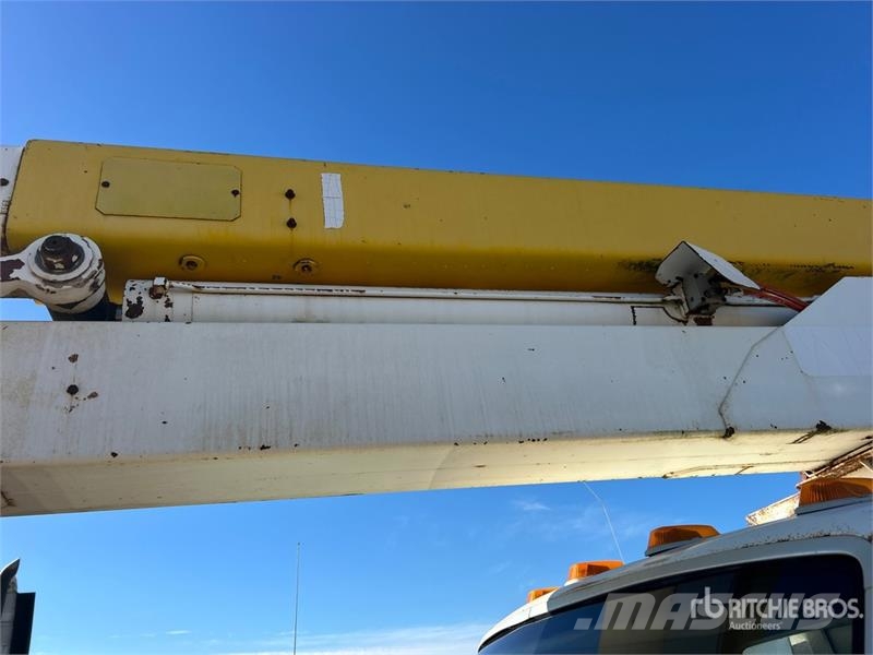 Ford 805 on Ford F-800 4x2 Bucket Truck Lastbilmonterede lifte